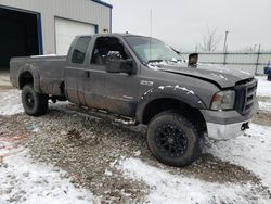 Salvage cars for sale from Copart Appleton, WI: 2006 Ford F350 SRW Super Duty