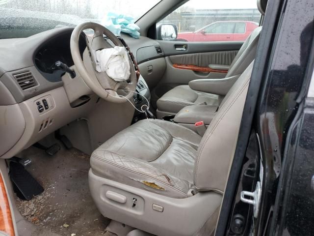 2008 Toyota Sienna XLE