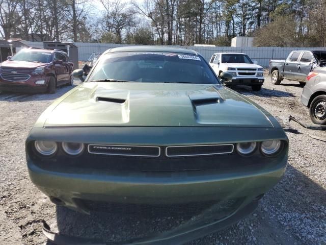 2018 Dodge Challenger SXT