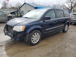 Salvage cars for sale from Copart Wichita, KS: 2013 Chrysler Town & Country Touring