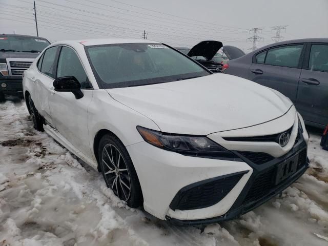 2021 Toyota Camry SE