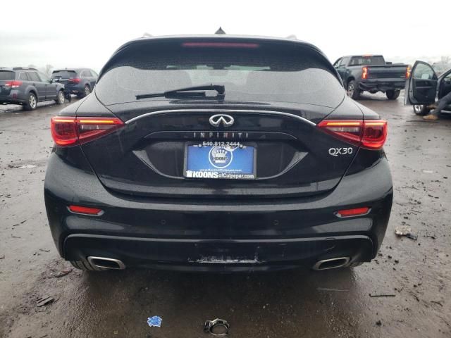 2017 Infiniti QX30 Base