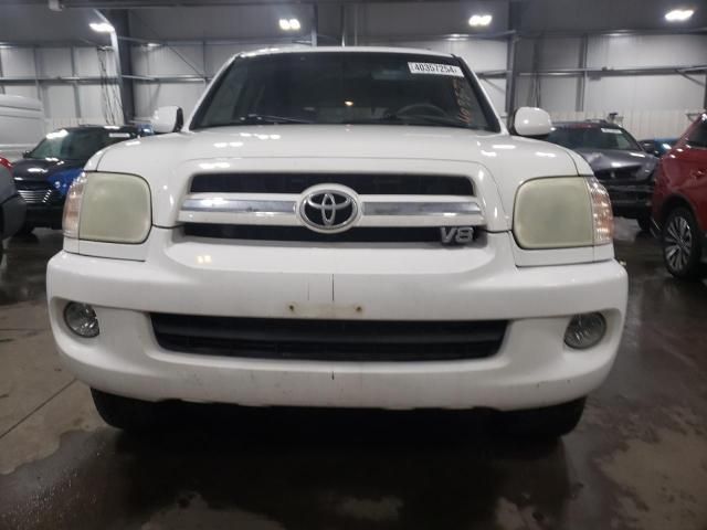 2005 Toyota Sequoia SR5