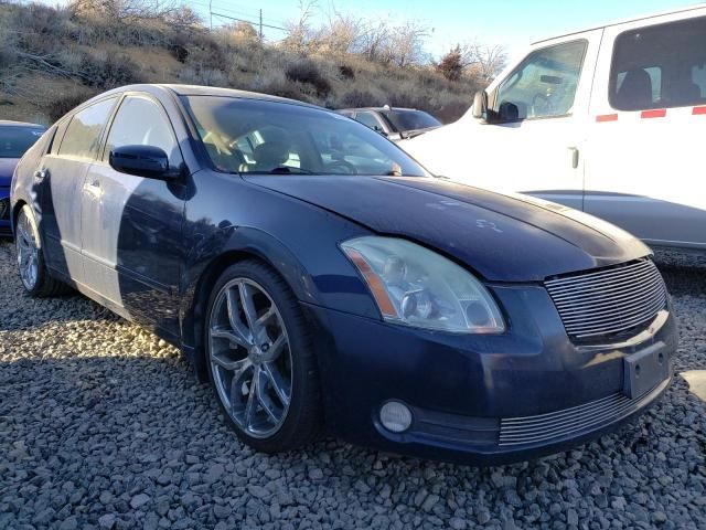 2004 Nissan Maxima SE