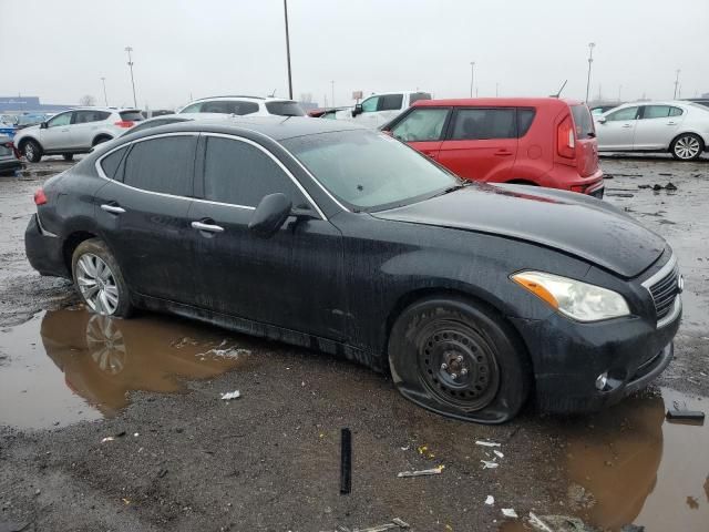 2011 Infiniti M56 X