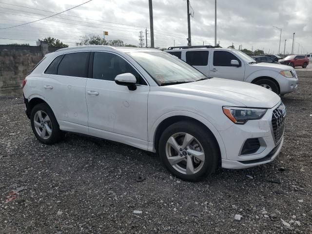 2021 Audi Q3 Premium 40