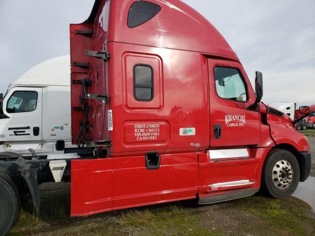 2018 Freightliner Cascadia 126