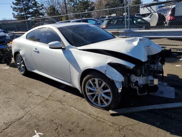 2011 Infiniti G37