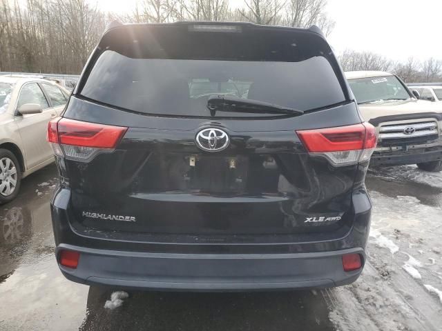 2018 Toyota Highlander SE