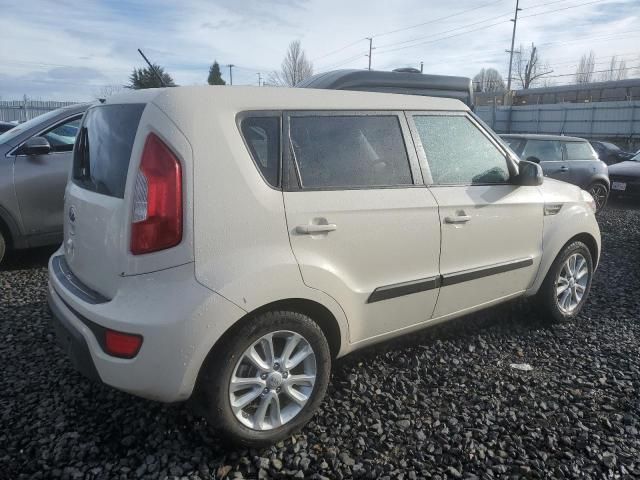 2013 KIA Soul +