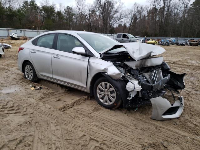 2022 Hyundai Accent SE