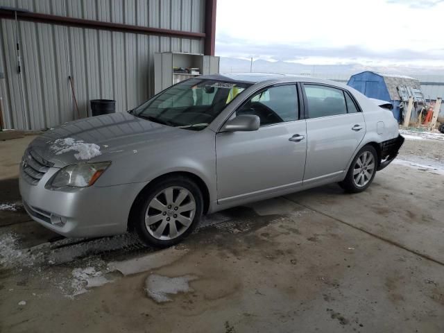 2005 Toyota Avalon XL