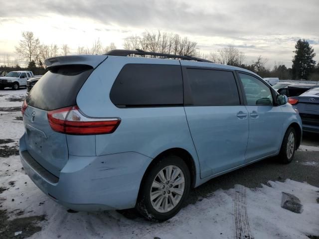 2015 Toyota Sienna LE