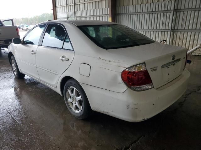 2005 Toyota Camry LE