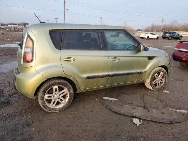 2011 KIA Soul +