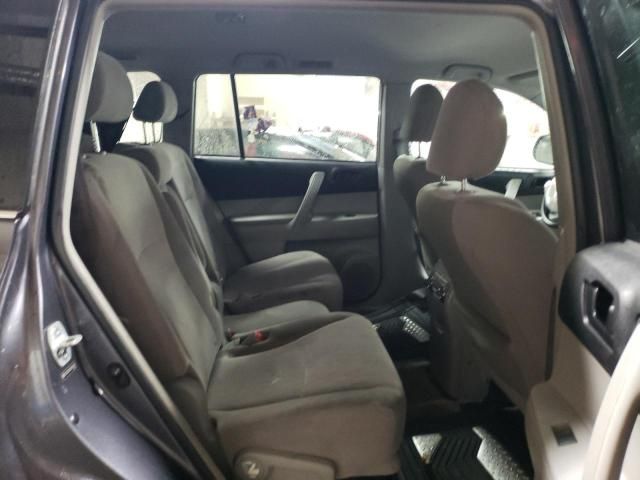 2013 Toyota Highlander Base