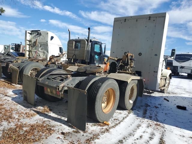 2014 Kenworth Construction T800