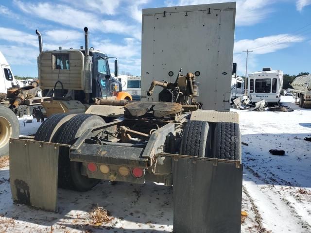 2014 Kenworth Construction T800