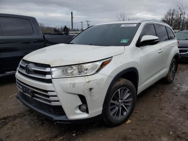 2018 Toyota Highlander SE