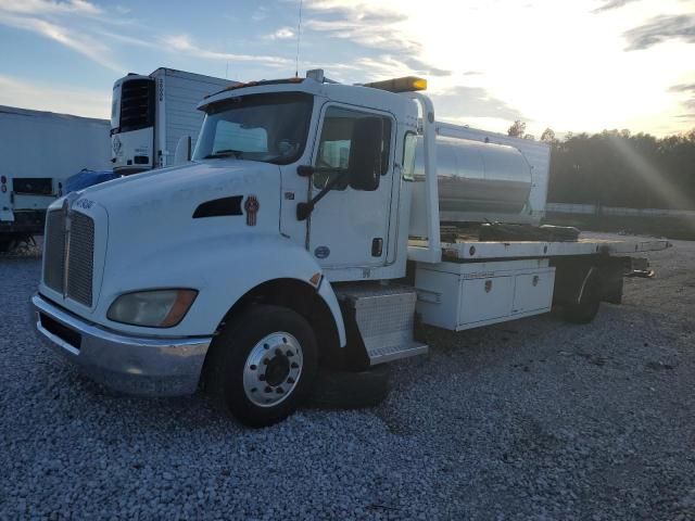 2010 Kenworth Construction T270