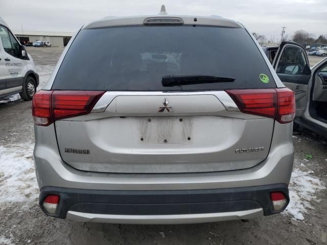 2018 Mitsubishi Outlander ES