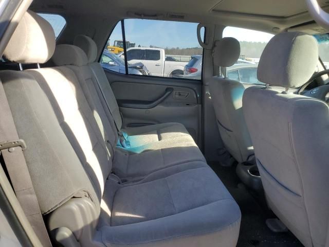 2005 Toyota Sequoia SR5