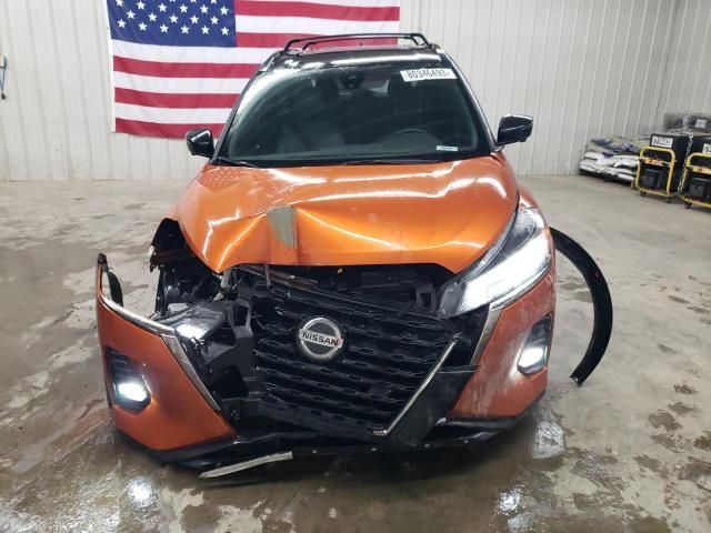 2021 Nissan Kicks SR