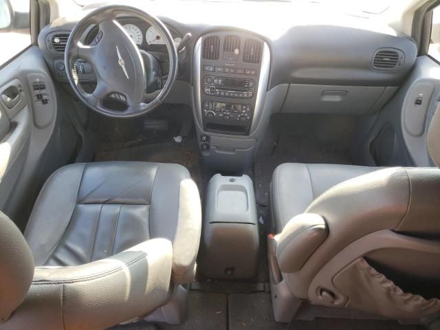 2007 Chrysler Town & Country Touring