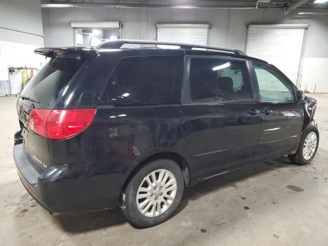 2008 Toyota Sienna XLE