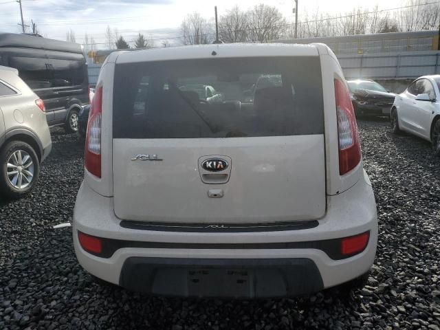 2013 KIA Soul +