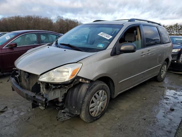 2005 Toyota Sienna CE