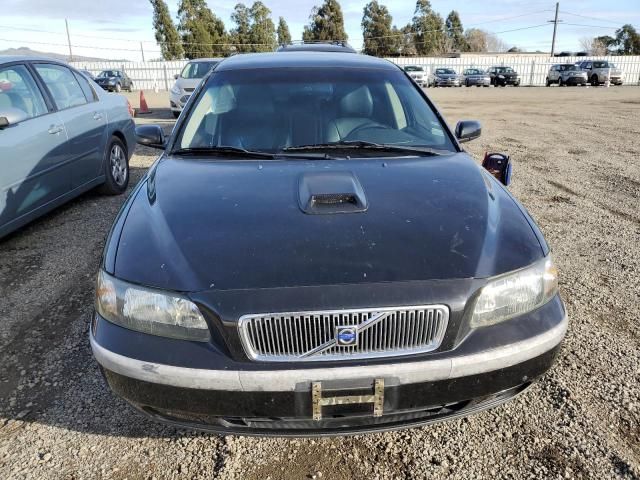 2004 Volvo V70 FWD