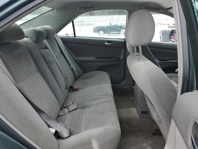 2005 Toyota Camry LE