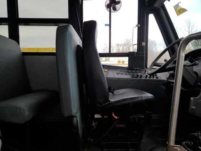 2007 Freightliner Chassis B2B