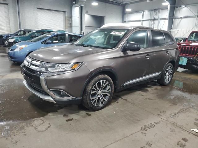 2017 Mitsubishi Outlander ES