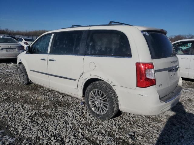 2013 Chrysler Town & Country Touring L