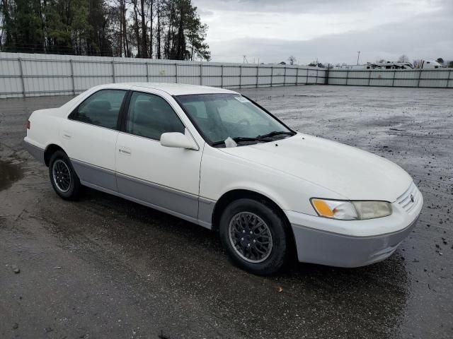 1999 Toyota Camry LE