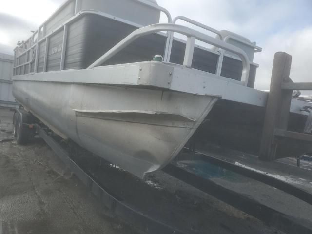 1988 Lowe Pontoon