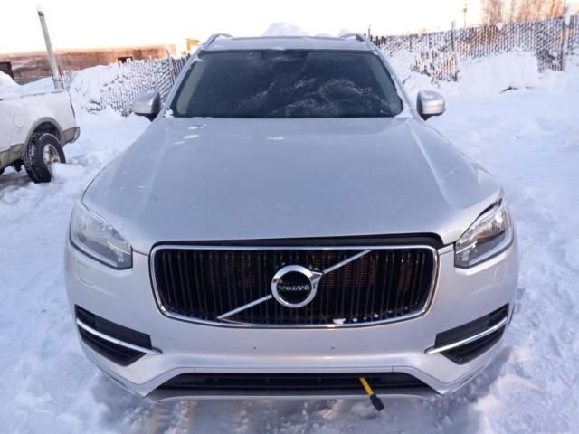 2019 Volvo XC90 T6 Momentum