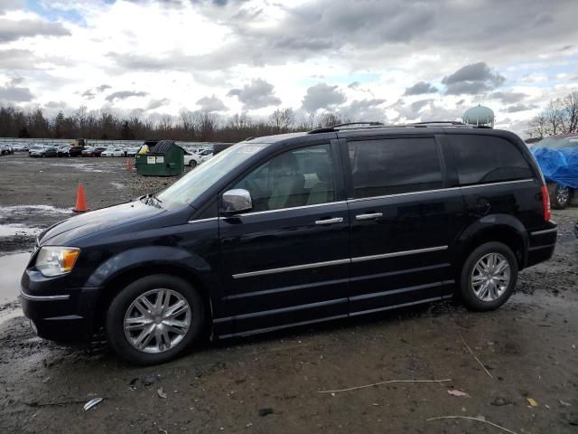 2010 Chrysler Town & Country Limited