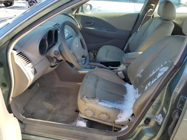 2003 Nissan Altima Base