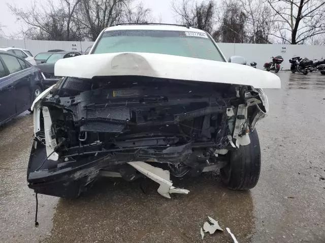 2011 Chevrolet Avalanche LTZ