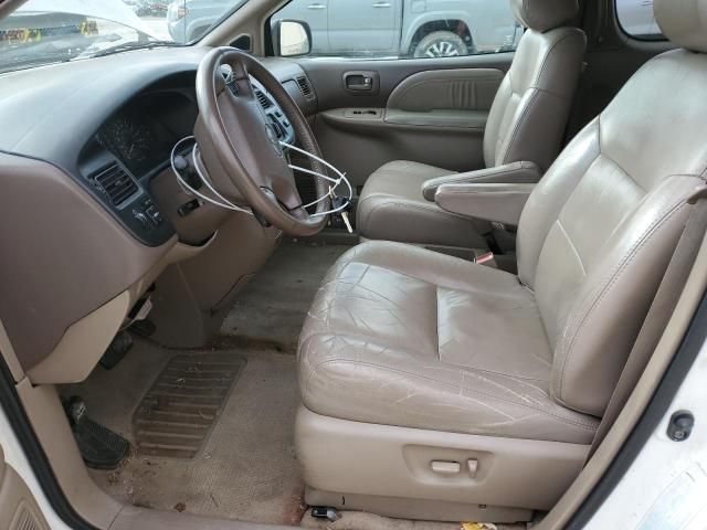 2000 Toyota Sienna LE