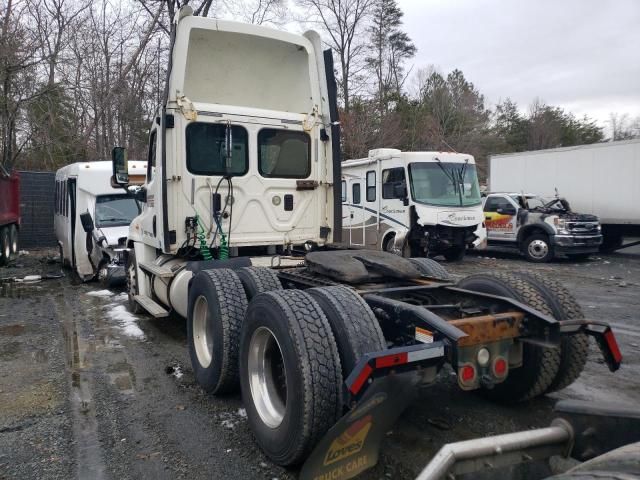 2016 Freightliner Cascadia 125