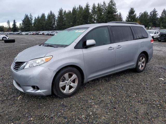 2012 Toyota Sienna LE