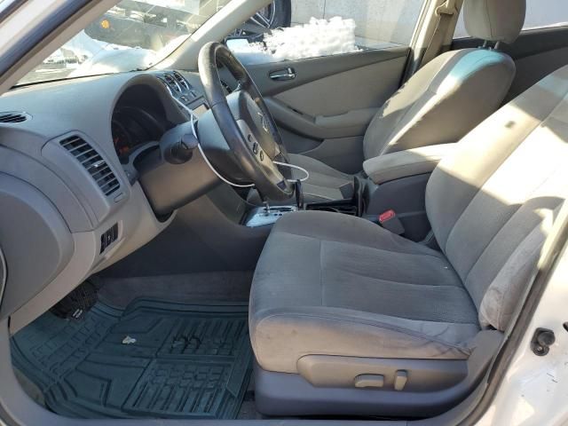 2010 Nissan Altima Base