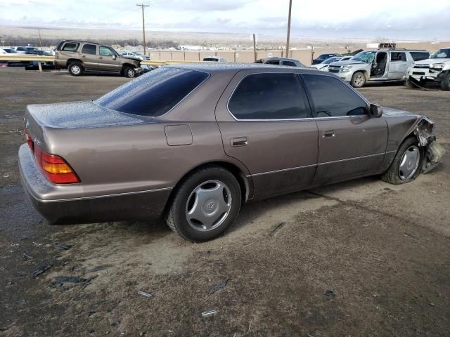 1998 Lexus LS 400