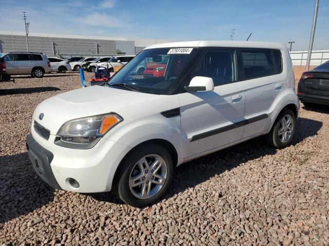 2010 KIA Soul +