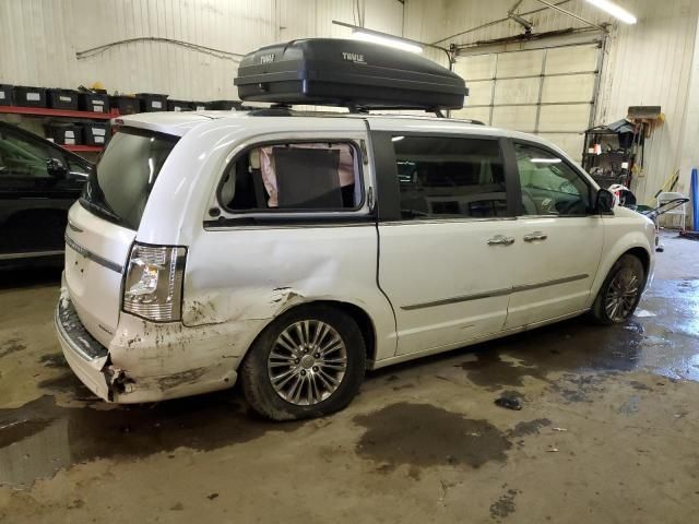 2011 Chrysler Town & Country Limited