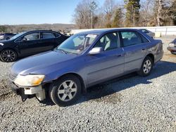 Salvage cars for sale from Copart Concord, NC: 2000 Toyota Avalon XL